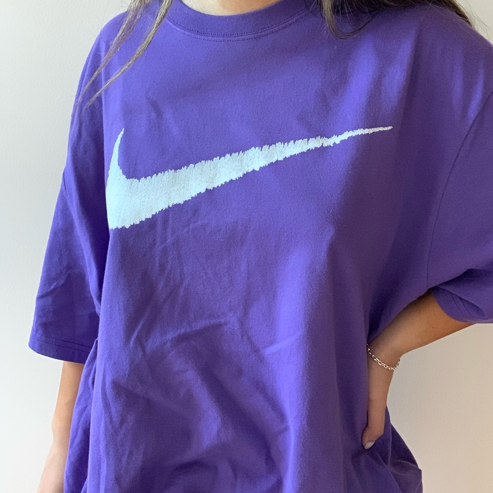 NIKE TEE
